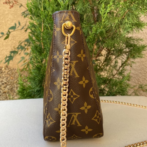 Louis Vuitton - Picture 4 of 16